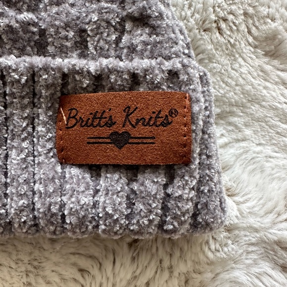 Britts Knitts Beanie! - Picture 2 of 4